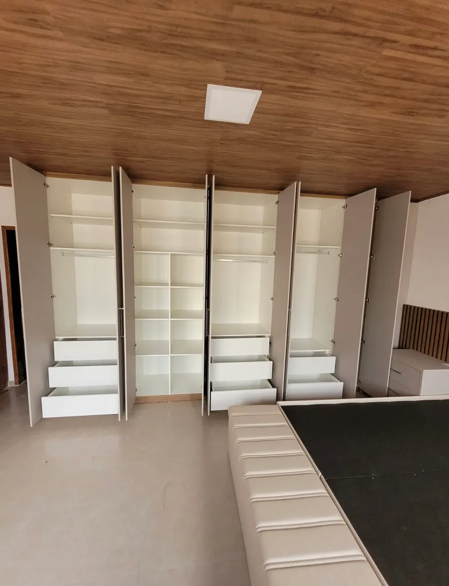 Quarda-roupa