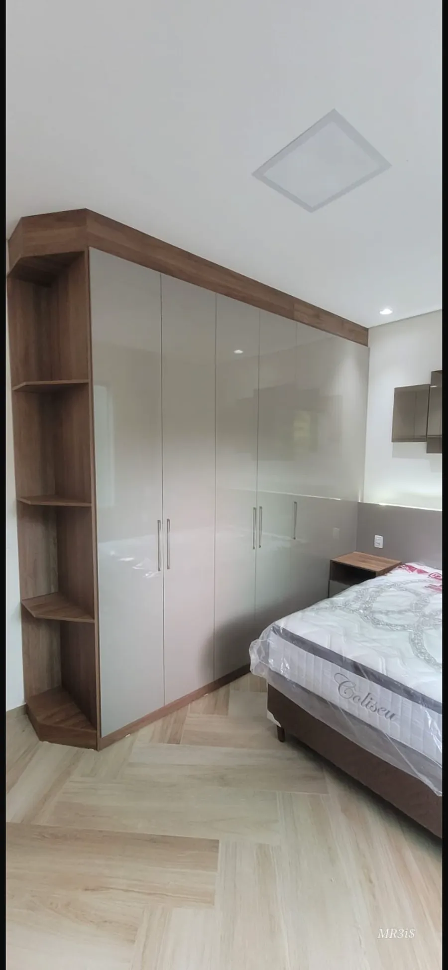 Quarda-roupa