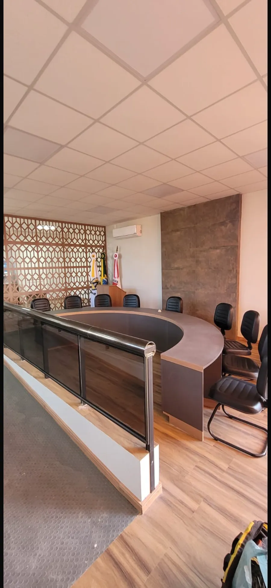 Sala de reunião planejado pela Loures Ambientes